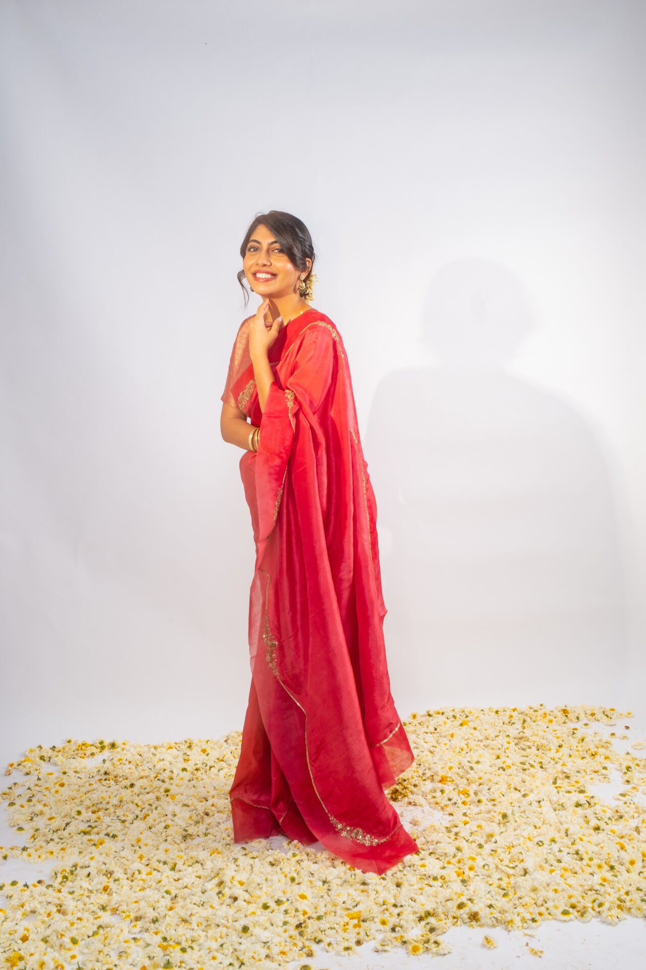Tomato Red Scallop Saree - Image 3